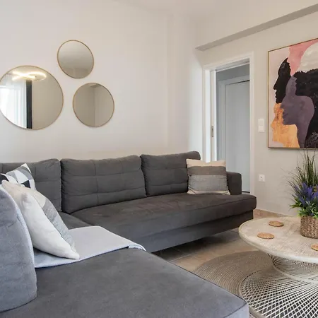 Apartment Seven
